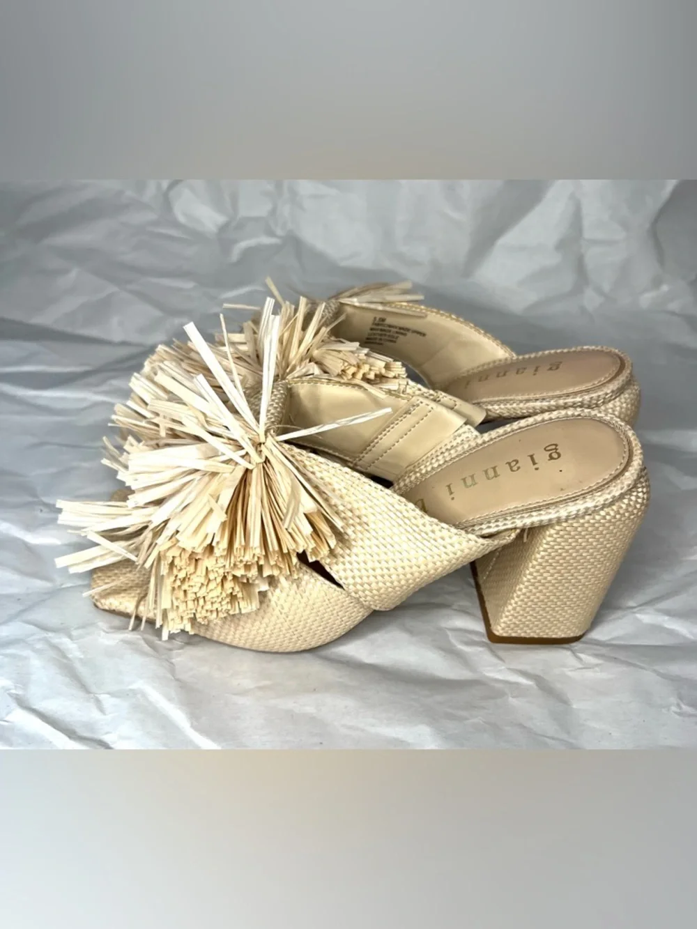 Gianni Bini Maguire Raffia Knotted Fringe Slide Sandals in Tan Size 5.5M (No Box